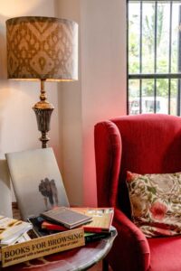 How to Create a Cozy and Inviting Reading Nook at Home